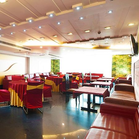Hotel Transit International- Aerocity Delhi Airport Ню Делхи Екстериор снимка