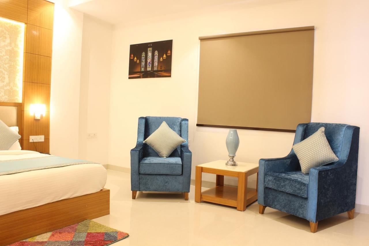 Hotel Transit International- Aerocity Delhi Airport Ню Делхи Екстериор снимка