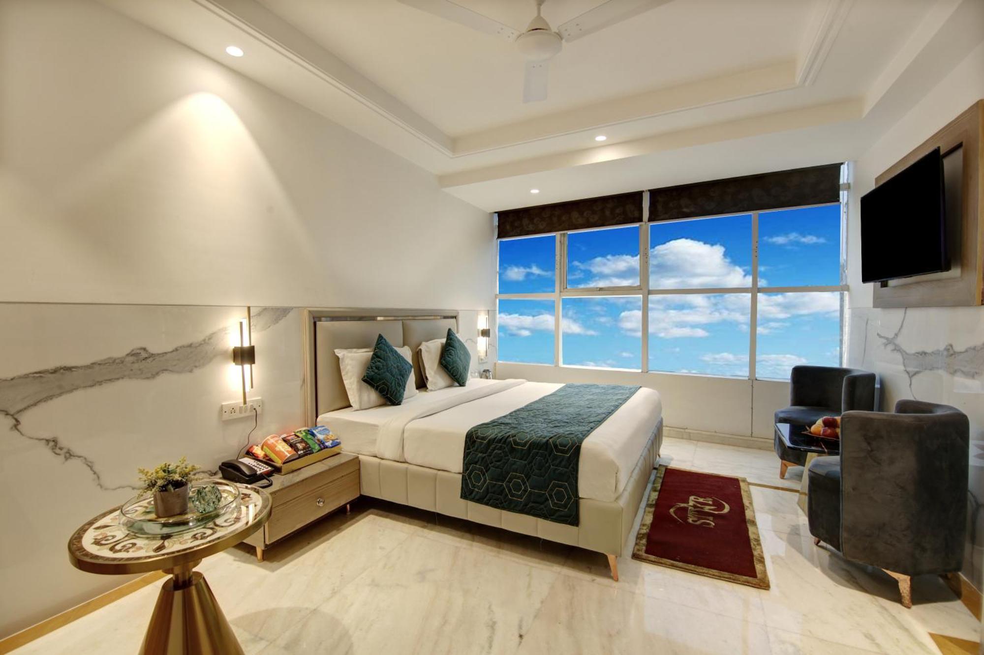 Hotel Transit International- Aerocity Delhi Airport Ню Делхи Екстериор снимка