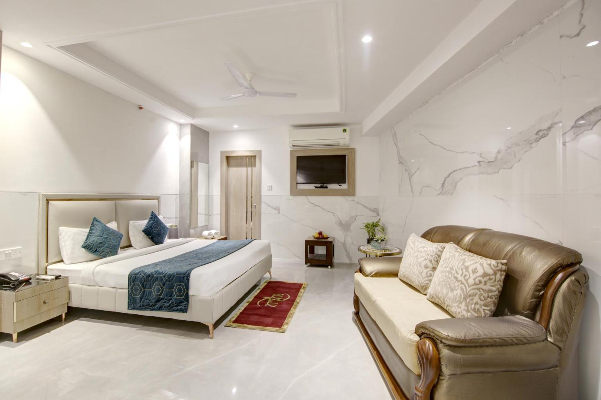 Hotel Transit International- Aerocity Delhi Airport Ню Делхи Екстериор снимка