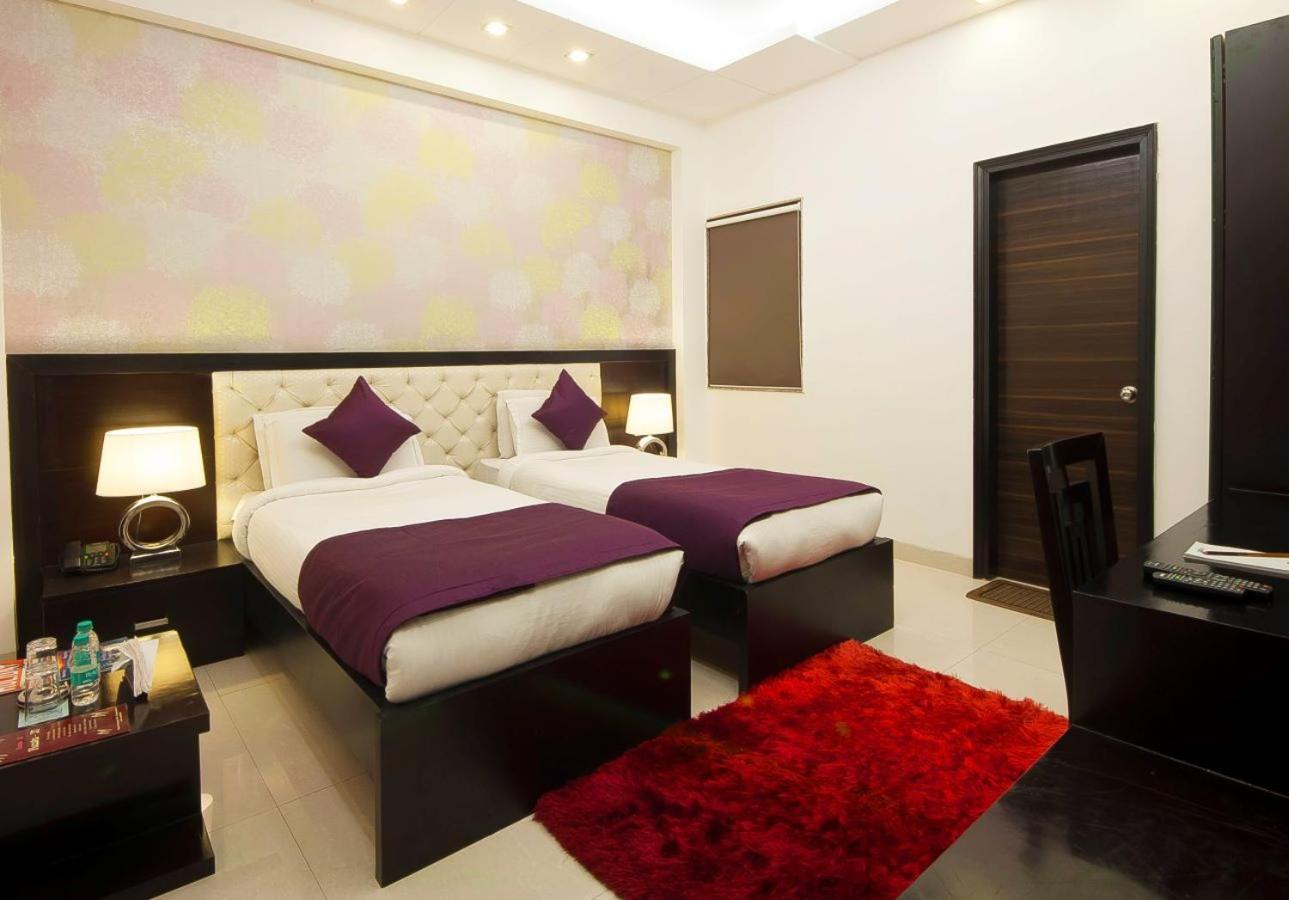 Hotel Transit International- Aerocity Delhi Airport Ню Делхи Екстериор снимка