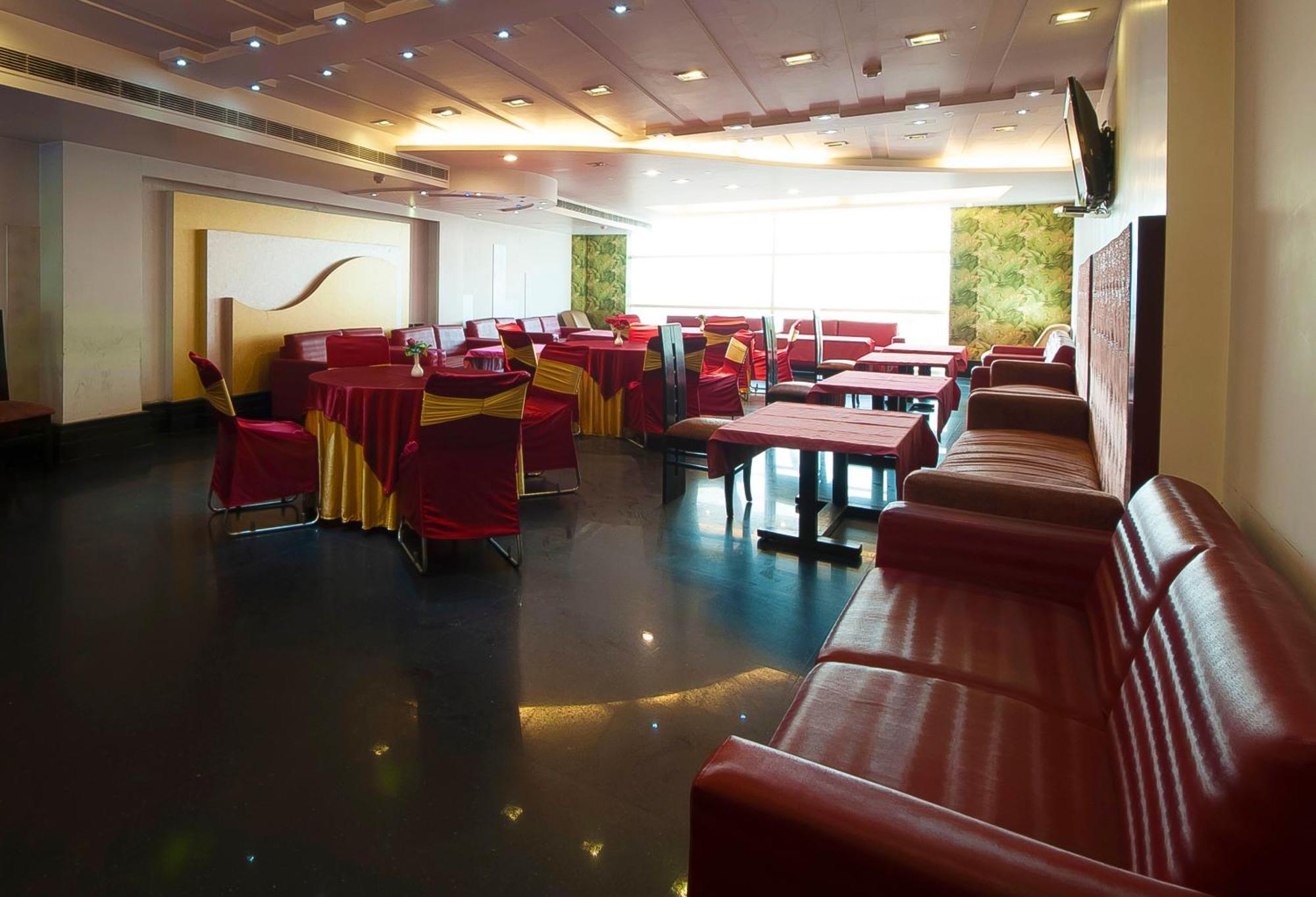 Hotel Transit International- Aerocity Delhi Airport Ню Делхи Екстериор снимка