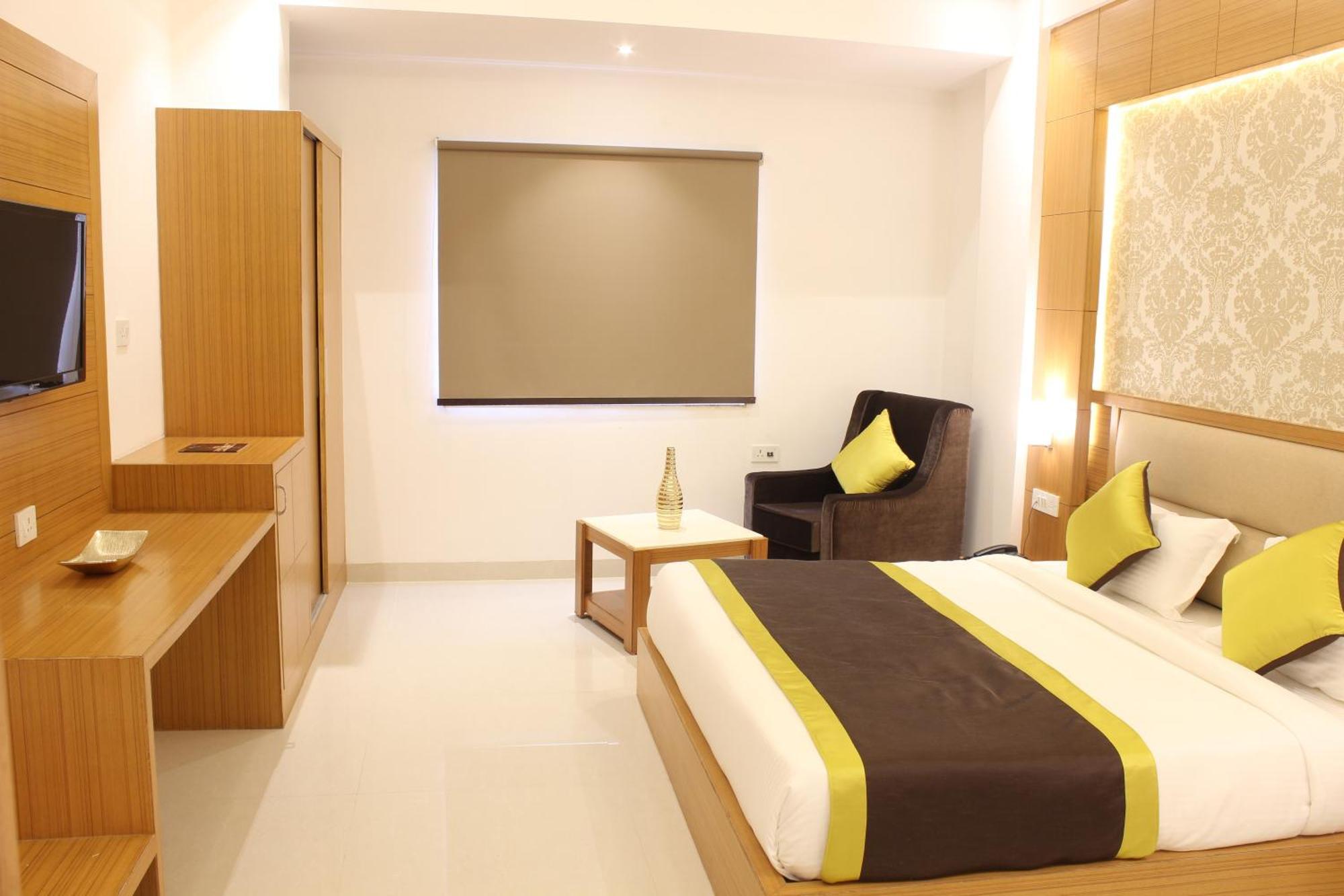 Hotel Transit International- Aerocity Delhi Airport Ню Делхи Екстериор снимка