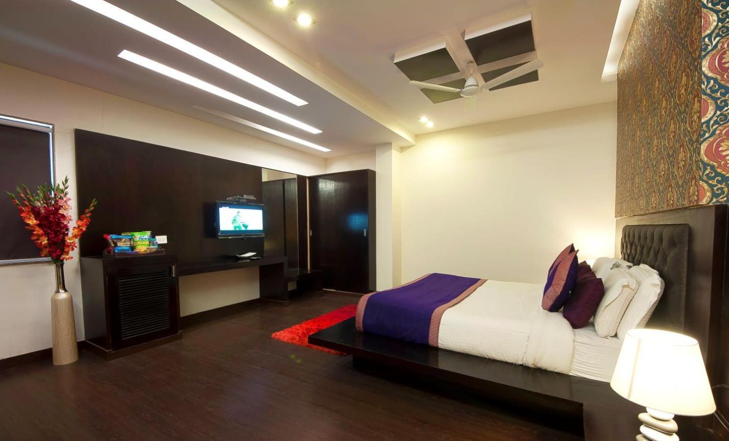 Hotel Transit International- Aerocity Delhi Airport Ню Делхи Екстериор снимка