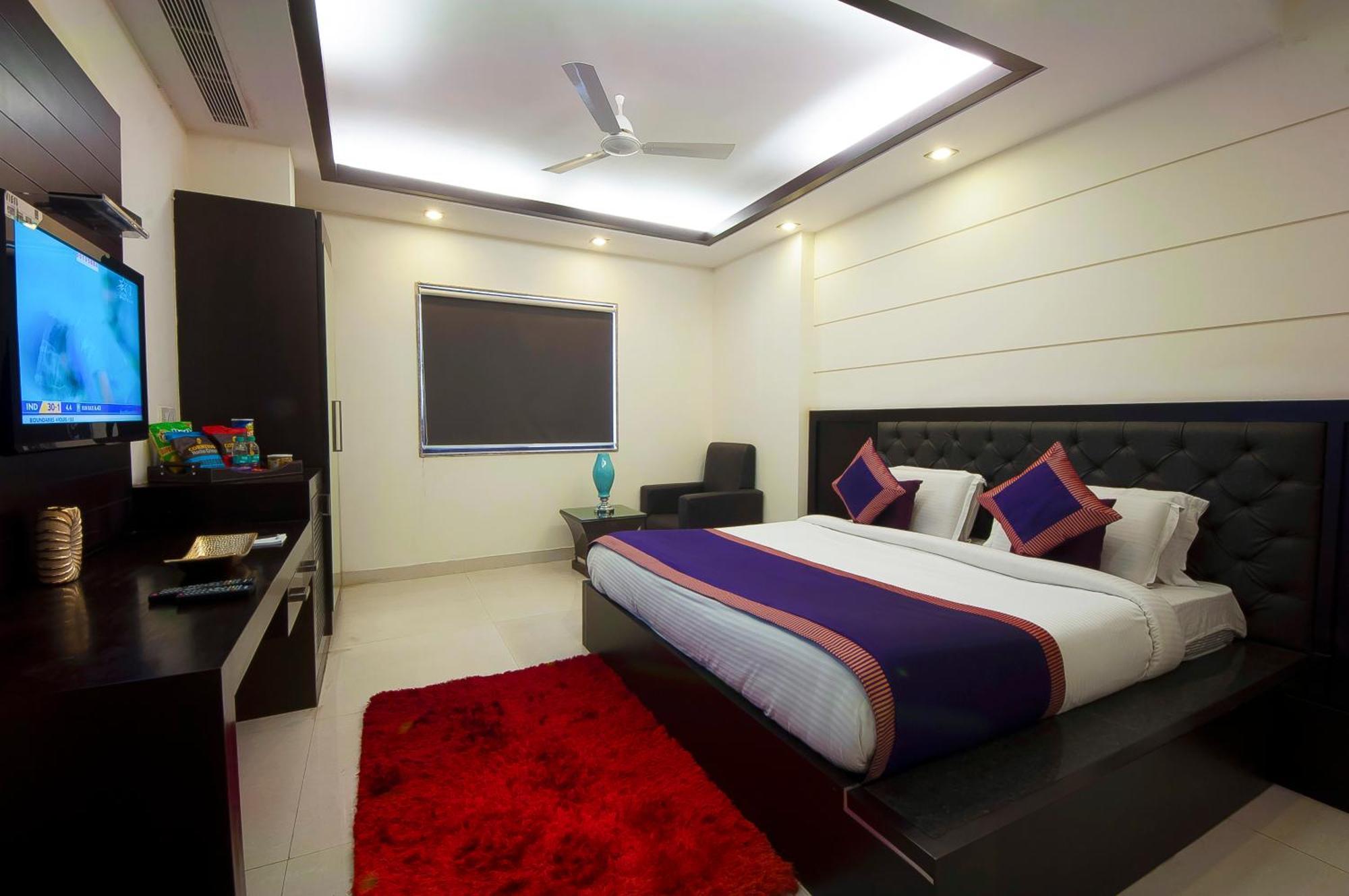 Hotel Transit International- Aerocity Delhi Airport Ню Делхи Екстериор снимка