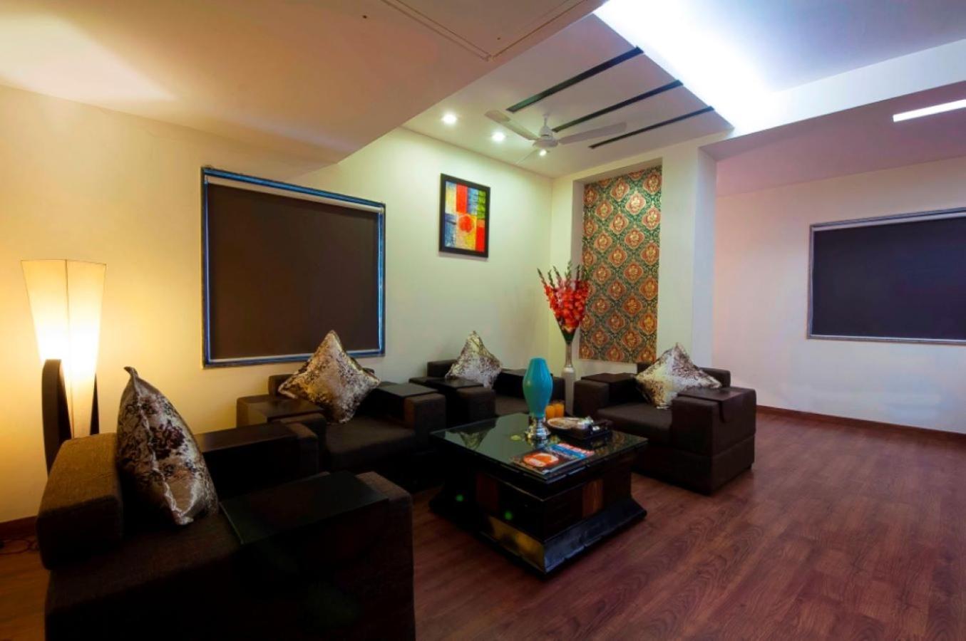 Hotel Transit International- Aerocity Delhi Airport Ню Делхи Екстериор снимка