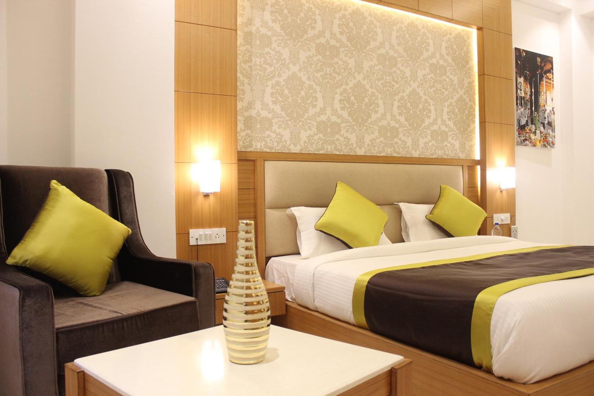 Hotel Transit International- Aerocity Delhi Airport Ню Делхи Екстериор снимка