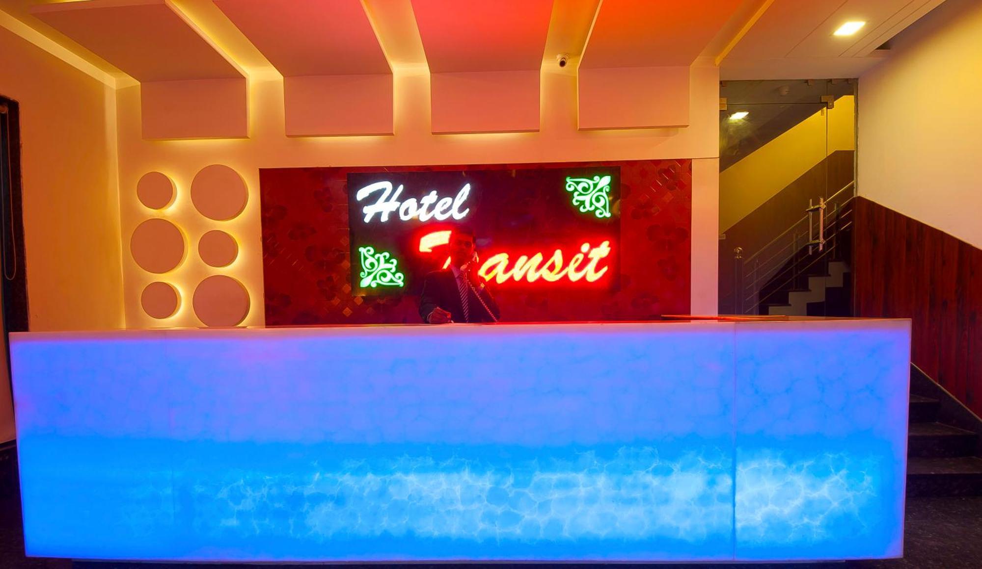 Hotel Transit International- Aerocity Delhi Airport Ню Делхи Екстериор снимка